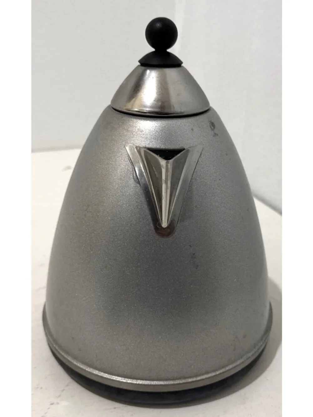 Delonghi Electric Kettle DK-100 Vintage Collection 1.7L Silver Treviso-Italy